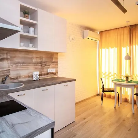 City Center Studio Next To The Opera Lejlighed Varna